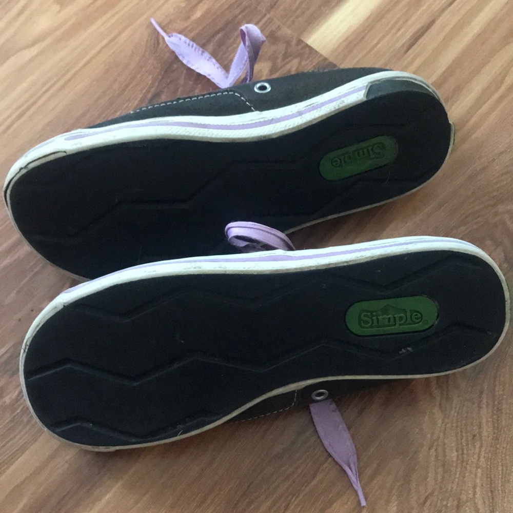 Simple shoes - Picture 3 of 4